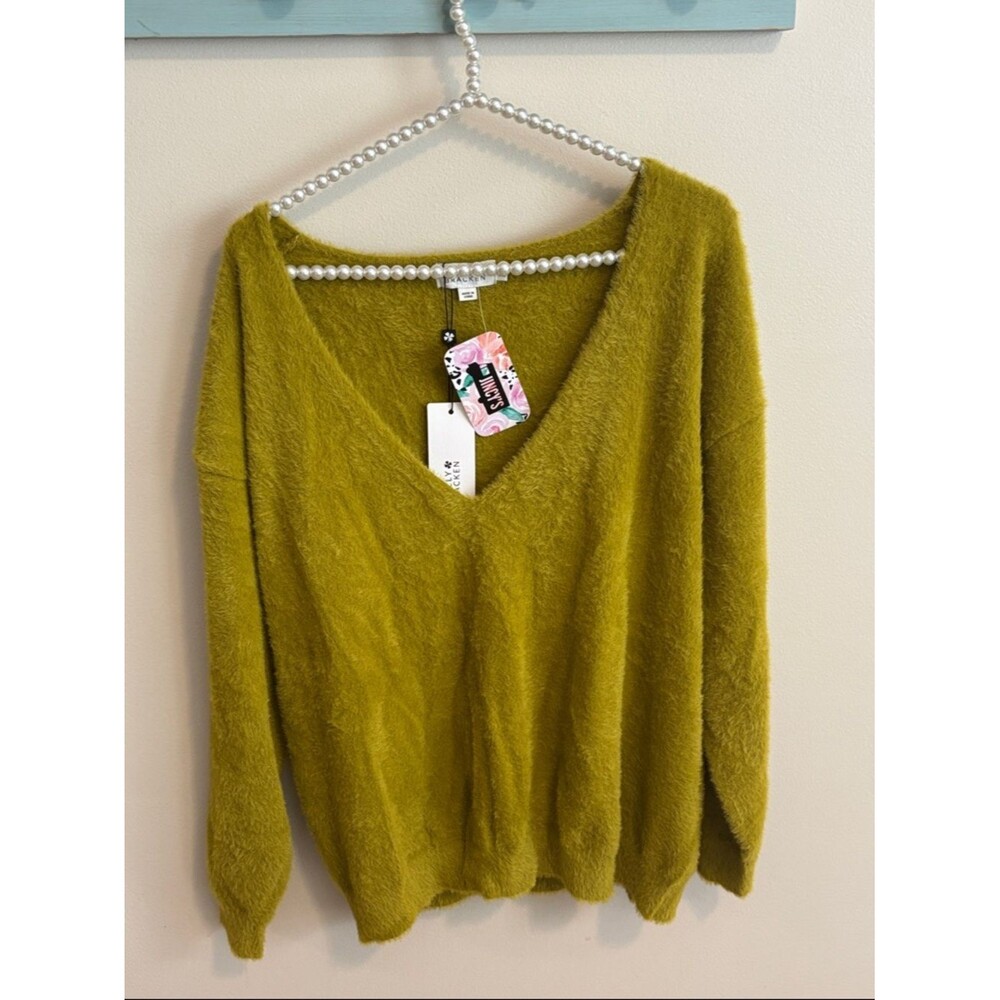 NEW Molly Bracken Olive V-Neck Fuzzy Sweater xl